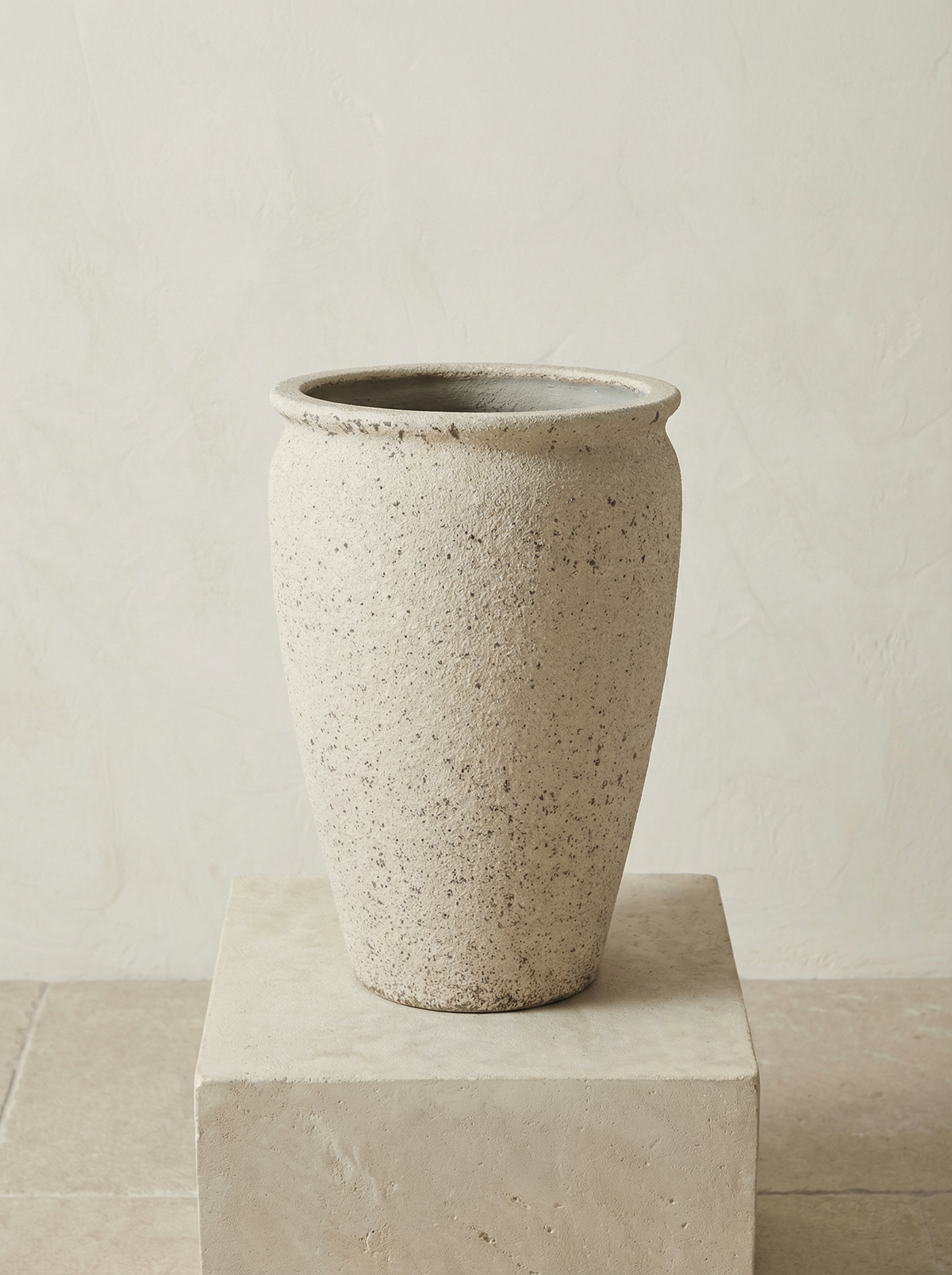 Artemis Chalk White keramische plantenpot Ø42–53 cm