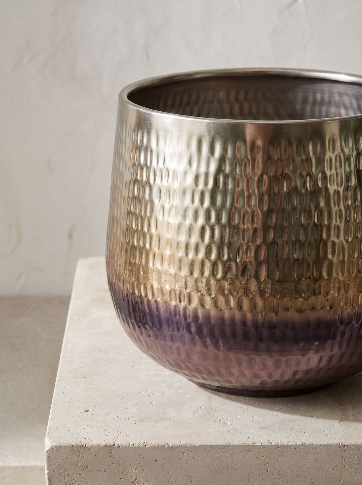 Jenna Gold plantenpot close-up