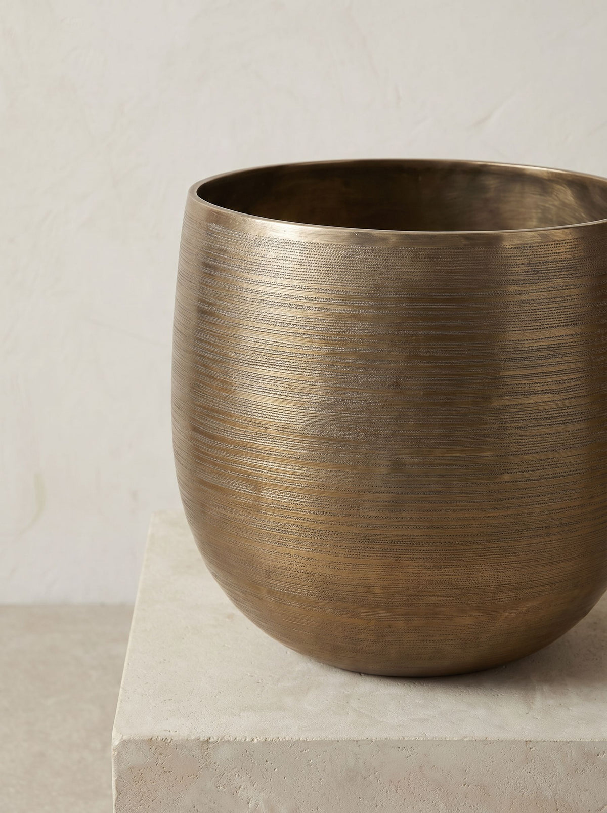 Rowen Gold plantenpot close-up