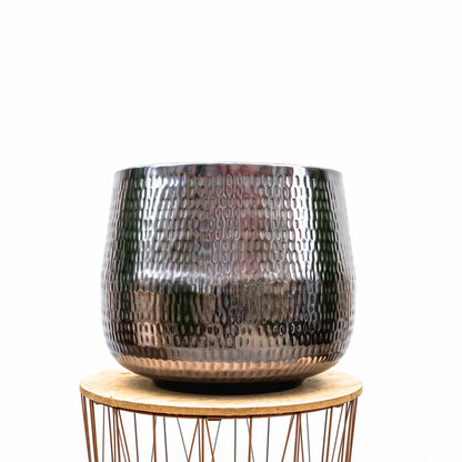 Jenna Lead pot in industrieel interieur